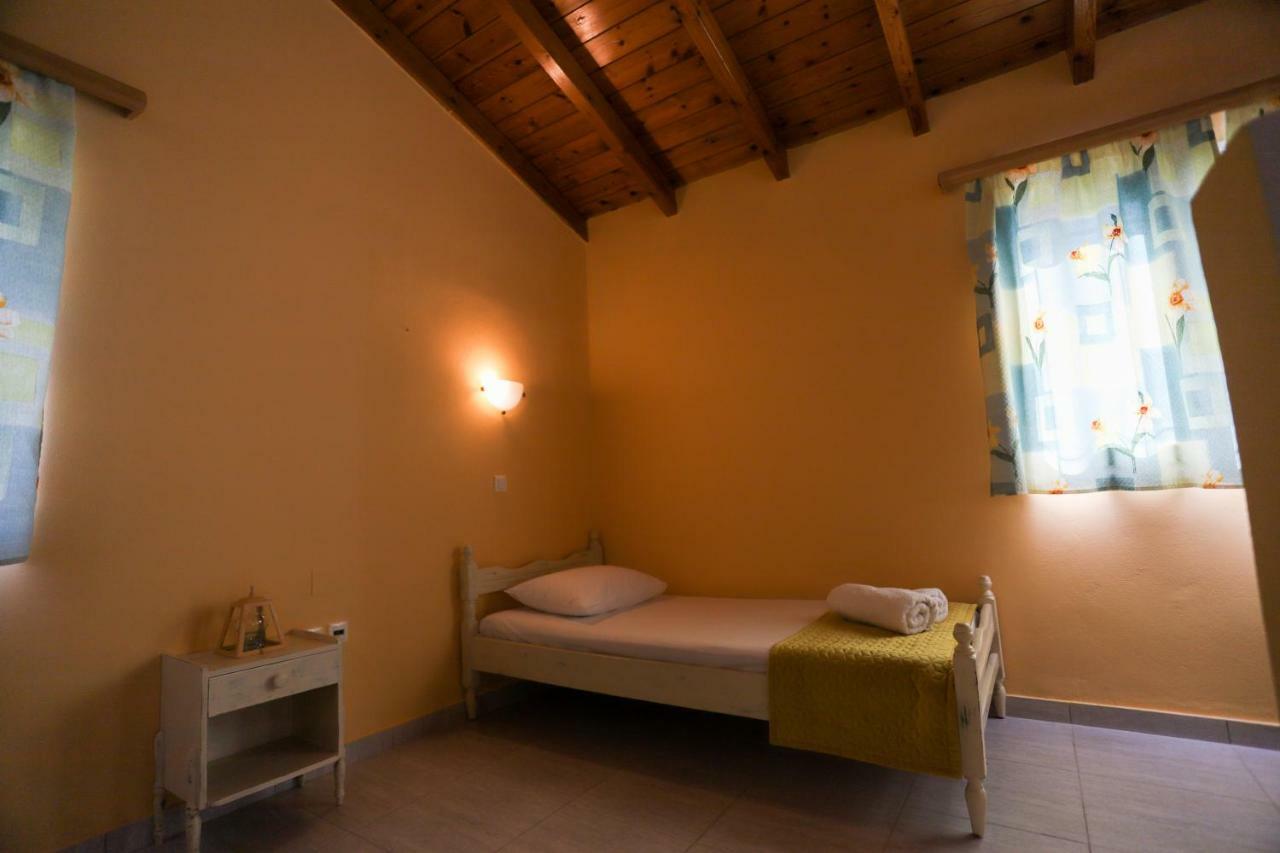 George'S Sweet N' Cozy Maisonette In Ipsos Corfu Exterior foto